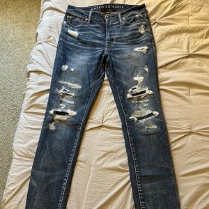 ONLY WORN A COUPLE TIMES Mens American Eagle Ripped Jeans